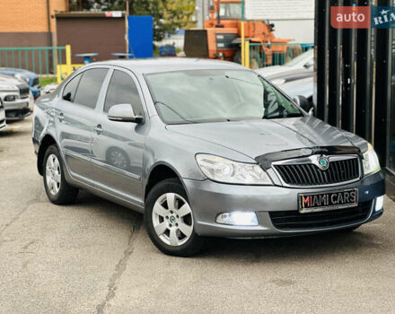 Серый Шкода Октавия, объемом двигателя 1.8 л и пробегом 245 тыс. км за 8400 $, фото 5 на Automoto.ua