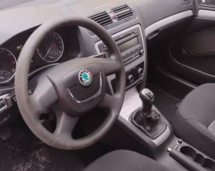 Серый Шкода Октавия, объемом двигателя 1.6 л и пробегом 170 тыс. км за 8800 $, фото 16 на Automoto.ua