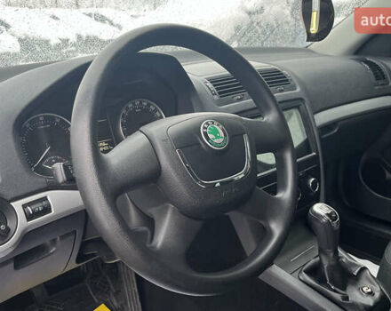Сірий Шкода Октавія, об'ємом двигуна 1.8 л та пробігом 182 тис. км за 8600 $, фото 19 на Automoto.ua