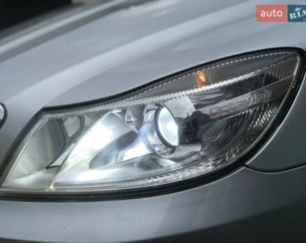 Сірий Шкода Октавія, об'ємом двигуна 1.6 л та пробігом 271 тис. км за 9400 $, фото 4 на Automoto.ua