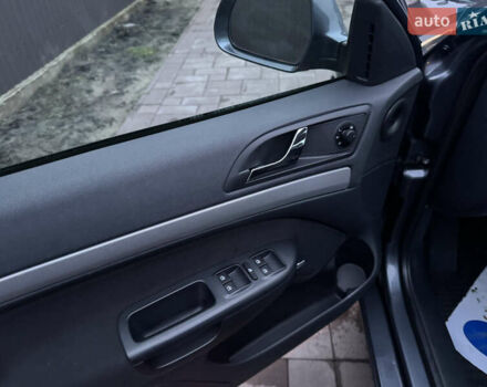 Сірий Шкода Октавія, об'ємом двигуна 2 л та пробігом 244 тис. км за 9400 $, фото 10 на Automoto.ua