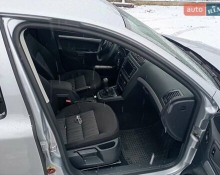 Серый Шкода Октавия, объемом двигателя 1.6 л и пробегом 220 тыс. км за 7600 $, фото 24 на Automoto.ua