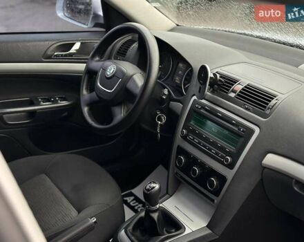 Сірий Шкода Октавія, об'ємом двигуна 1.4 л та пробігом 196 тис. км за 7440 $, фото 29 на Automoto.ua