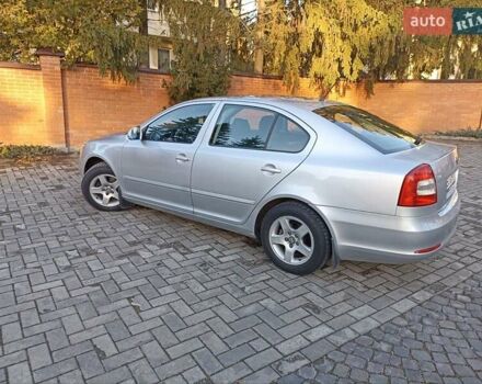 Сірий Шкода Октавія, об'ємом двигуна 1.6 л та пробігом 230 тис. км за 7777 $, фото 17 на Automoto.ua