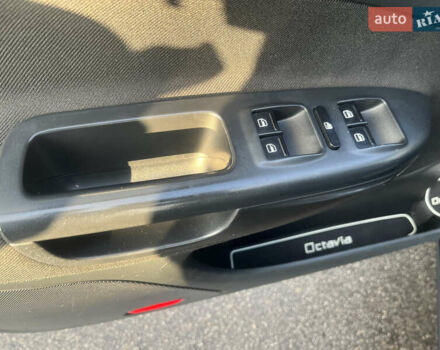 Шкода Октавія 2012 у Нежине на Automoto.ua Сірий Шкода Октавія, об'ємом двигуна 1.6 л та пробігом 215 тис. км за 8700 $, фото 20 на Automoto.ua