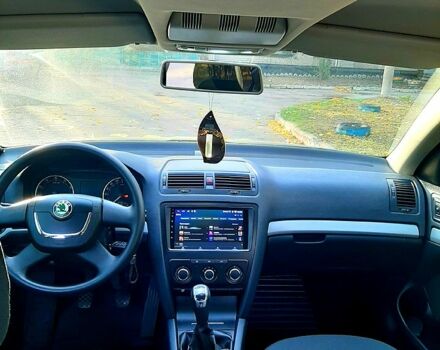 Сірий Шкода Октавія, об'ємом двигуна 1.8 л та пробігом 182 тис. км за 8200 $, фото 9 на Automoto.ua