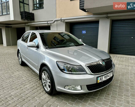 Сірий Шкода Октавія, об'ємом двигуна 1.8 л та пробігом 370 тис. км за 8200 $, фото 1 на Automoto.ua
