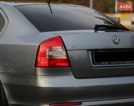 Серый Шкода Октавия, объемом двигателя 1.8 л и пробегом 201 тыс. км за 8900 $, фото 7 на Automoto.ua