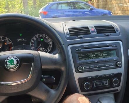 Сірий Шкода Октавія, об'ємом двигуна 1.8 л та пробігом 232 тис. км за 8400 $, фото 2 на Automoto.ua