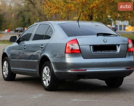 Серый Шкода Октавия, объемом двигателя 1.8 л и пробегом 201 тыс. км за 8900 $, фото 4 на Automoto.ua