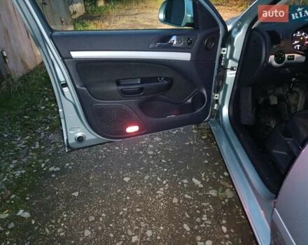 Серый Шкода Октавия, объемом двигателя 1.2 л и пробегом 182 тыс. км за 9000 $, фото 7 на Automoto.ua