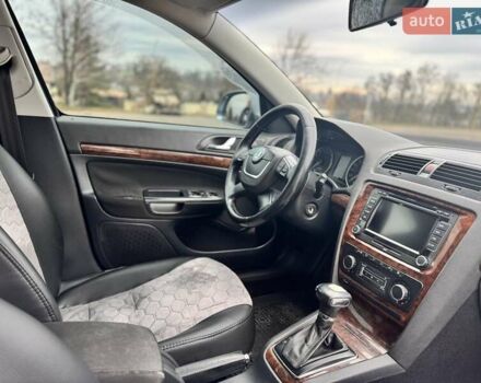 Серый Шкода Октавия, объемом двигателя 1.97 л и пробегом 295 тыс. км за 9700 $, фото 7 на Automoto.ua