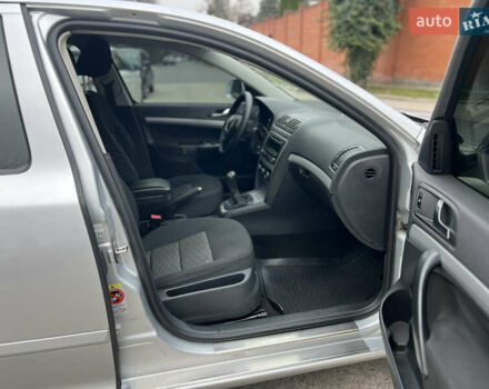 Серый Шкода Октавия, объемом двигателя 1.6 л и пробегом 193 тыс. км за 6800 $, фото 12 на Automoto.ua