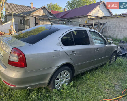 Серый Шкода Октавия, объемом двигателя 1.6 л и пробегом 290 тыс. км за 3500 $, фото 1 на Automoto.ua