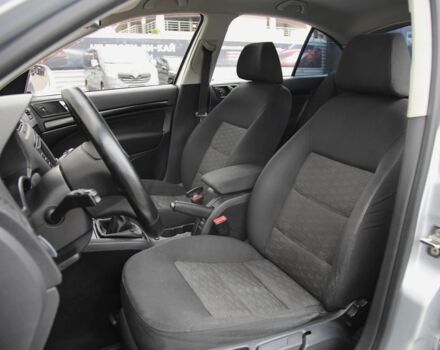 Шкода Октавия 2012 в Харькове на Automoto.ua Серый Шкода Октавия, объемом двигателя 1.8 л и пробегом 221 тыс. км за 7300 $, фото 6 на Automoto.ua