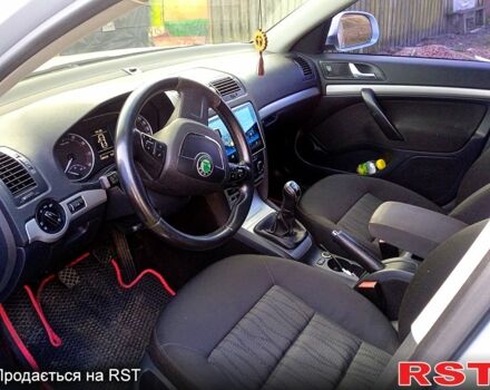 Сірий Шкода Октавія, об'ємом двигуна 1.8 л та пробігом 240 тис. км за 7500 $, фото 6 на Automoto.ua