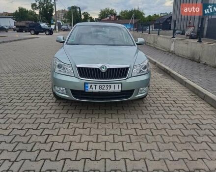 Серый Шкода Октавия, объемом двигателя 1.2 л и пробегом 183 тыс. км за 9000 $, фото 5 на Automoto.ua