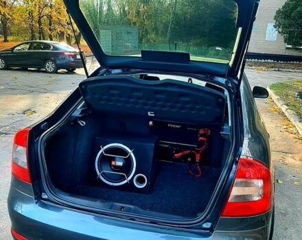 Серый Шкода Октавия, объемом двигателя 1.8 л и пробегом 182 тыс. км за 8200 $, фото 4 на Automoto.ua