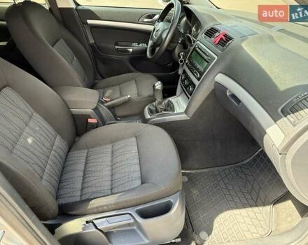 Сірий Шкода Октавія, об'ємом двигуна 1.8 л та пробігом 250 тис. км за 7800 $, фото 51 на Automoto.ua