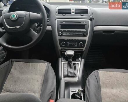 Серый Шкода Октавия, объемом двигателя 1.8 л и пробегом 132 тыс. км за 7900 $, фото 9 на Automoto.ua