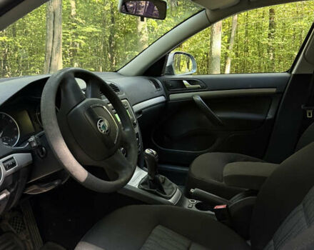 Сірий Шкода Октавія, об'ємом двигуна 1.6 л та пробігом 183 тис. км за 7500 $, фото 10 на Automoto.ua