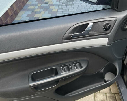 Сірий Шкода Октавія, об'ємом двигуна 1.6 л та пробігом 175 тис. км за 7600 $, фото 21 на Automoto.ua