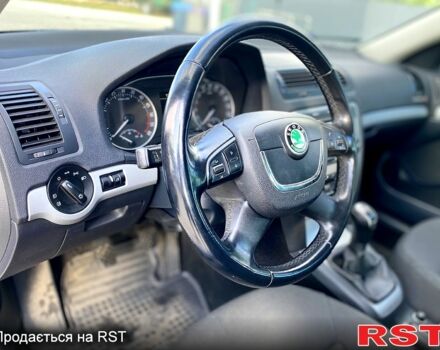 Серый Шкода Октавия, объемом двигателя 1.6 л и пробегом 313 тыс. км за 8200 $, фото 8 на Automoto.ua
