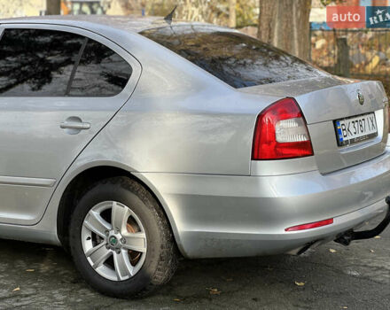 Серый Шкода Октавия, объемом двигателя 1.6 л и пробегом 254 тыс. км за 7500 $, фото 12 на Automoto.ua