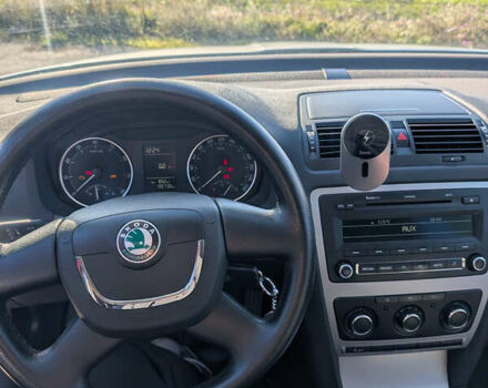 Сірий Шкода Октавія, об'ємом двигуна 1.39 л та пробігом 196 тис. км за 7399 $, фото 15 на Automoto.ua