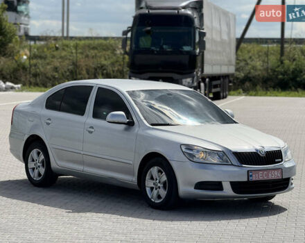Сірий Шкода Октавія, об'ємом двигуна 0 л та пробігом 252 тис. км за 7499 $, фото 16 на Automoto.ua