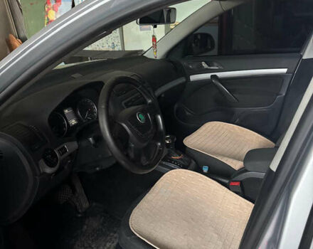 Сірий Шкода Октавія, об'ємом двигуна 1.8 л та пробігом 300 тис. км за 7200 $, фото 7 на Automoto.ua