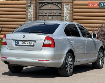Сірий Шкода Октавія, об'ємом двигуна 1.8 л та пробігом 250 тис. км за 7800 $, фото 32 на Automoto.ua