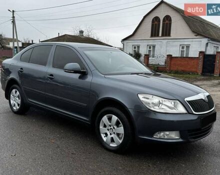 Серый Шкода Октавия, объемом двигателя 1.8 л и пробегом 180 тыс. км за 6980 $, фото 1 на Automoto.ua