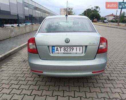 Серый Шкода Октавия, объемом двигателя 1.2 л и пробегом 183 тыс. км за 9000 $, фото 3 на Automoto.ua