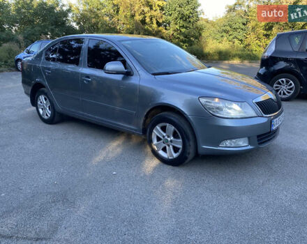 Шкода Октавія 2012 у Києві на Automoto.ua Сірий Шкода Октавія, об'ємом двигуна 1.8 л та пробігом 196 тис. км за 8000 $, фото 5 на Automoto.ua