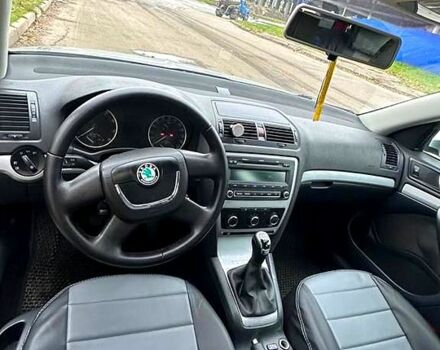Сірий Шкода Октавія, об'ємом двигуна 1.6 л та пробігом 175 тис. км за 9100 $, фото 12 на Automoto.ua
