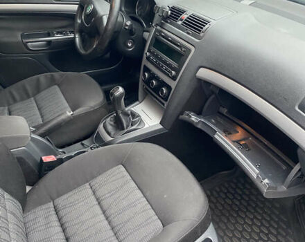 Сірий Шкода Октавія, об'ємом двигуна 1.8 л та пробігом 250 тис. км за 7000 $, фото 14 на Automoto.ua