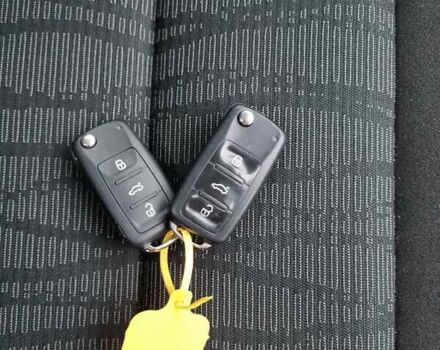 Сірий Шкода Октавія, об'ємом двигуна 2 л та пробігом 245 тис. км за 9200 $, фото 28 на Automoto.ua