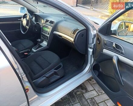 Сірий Шкода Октавія, об'ємом двигуна 1.6 л та пробігом 230 тис. км за 7777 $, фото 23 на Automoto.ua