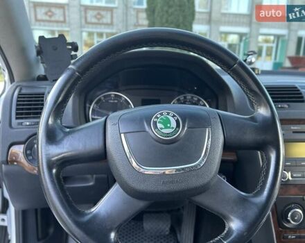 Сірий Шкода Октавія, об'ємом двигуна 1.8 л та пробігом 200 тис. км за 8300 $, фото 9 на Automoto.ua