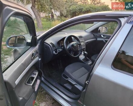 Сірий Шкода Октавія, об'ємом двигуна 1.6 л та пробігом 195 тис. км за 8500 $, фото 6 на Automoto.ua