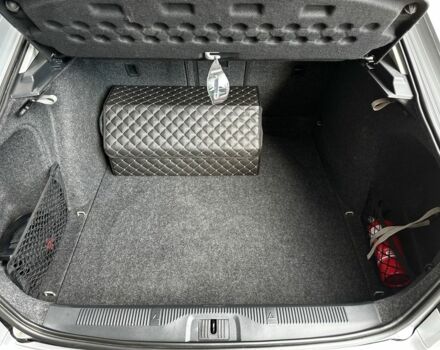 Серый Шкода Октавия, объемом двигателя 1.8 л и пробегом 370 тыс. км за 8200 $, фото 4 на Automoto.ua