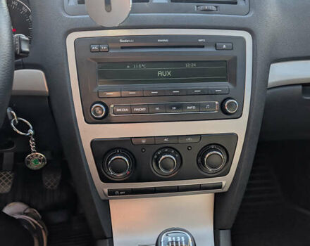 Сірий Шкода Октавія, об'ємом двигуна 1.39 л та пробігом 196 тис. км за 7399 $, фото 16 на Automoto.ua