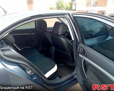 Серый Шкода Октавия, объемом двигателя 1.6 л и пробегом 263 тыс. км за 7200 $, фото 1 на Automoto.ua