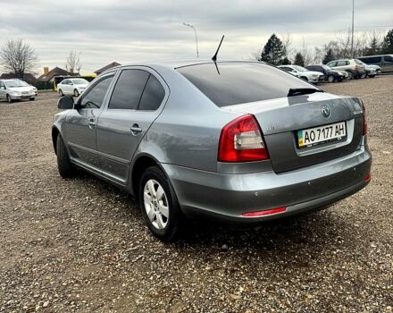 Серый Шкода Октавия, объемом двигателя 2 л и пробегом 295 тыс. км за 9700 $, фото 2 на Automoto.ua