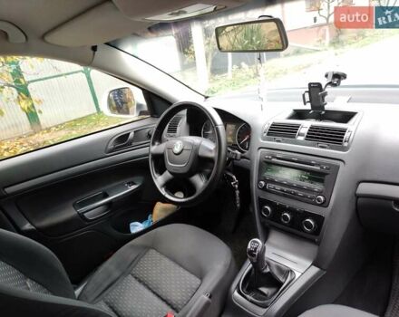 Серый Шкода Октавия, объемом двигателя 1.6 л и пробегом 345 тыс. км за 7250 $, фото 9 на Automoto.ua