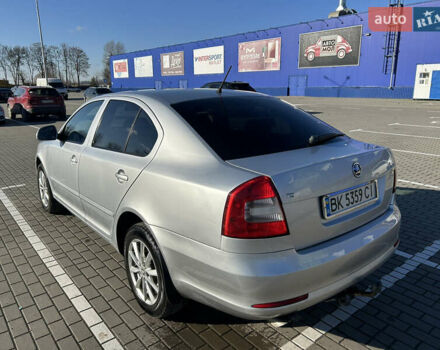 Серый Шкода Октавия, объемом двигателя 1.9 л и пробегом 233 тыс. км за 8599 $, фото 2 на Automoto.ua