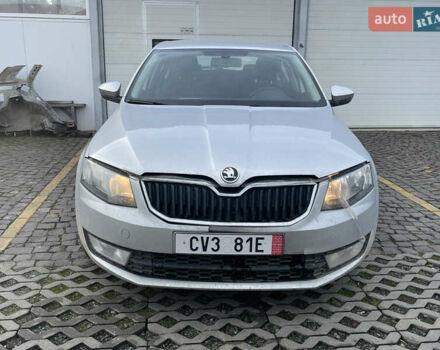 Серый Шкода Октавия, объемом двигателя 1.6 л и пробегом 220 тыс. км за 7300 $, фото 1 на Automoto.ua