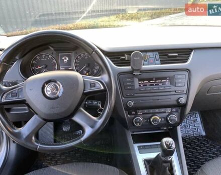 Сірий Шкода Октавія, об'ємом двигуна 1.8 л та пробігом 288 тис. км за 8800 $, фото 13 на Automoto.ua