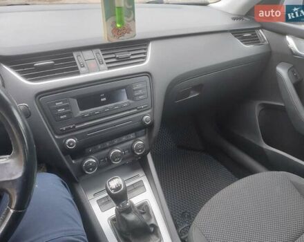 Серый Шкода Октавия, объемом двигателя 1.8 л и пробегом 216 тыс. км за 10500 $, фото 1 на Automoto.ua